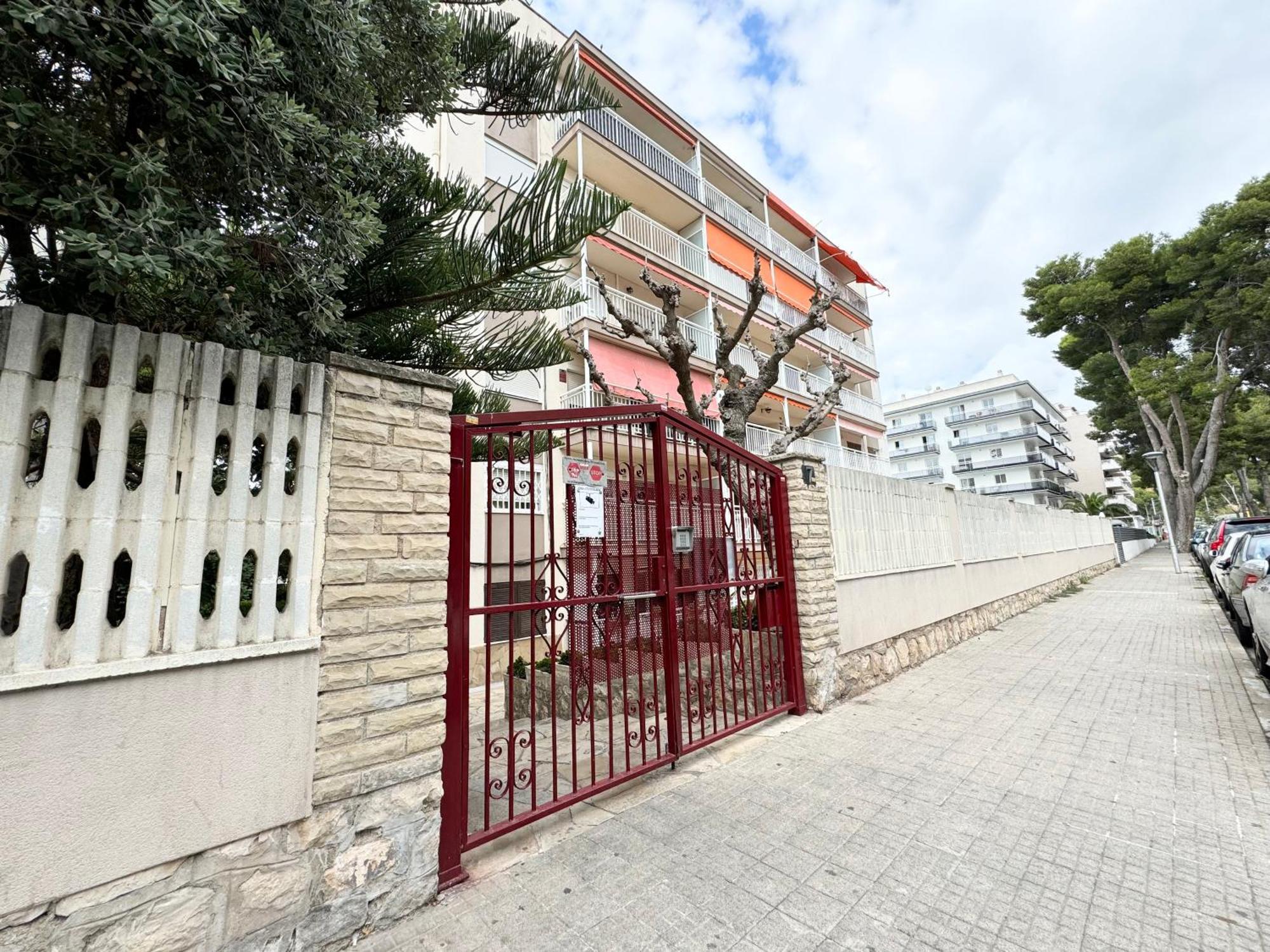 Apartsalou Priorat Esterno foto
