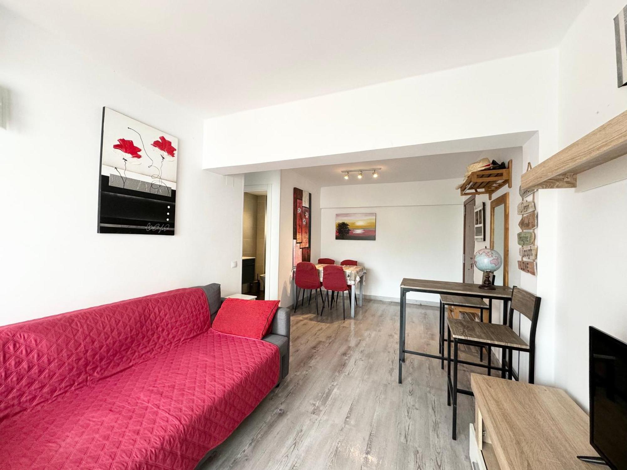 Apartsalou Priorat Esterno foto