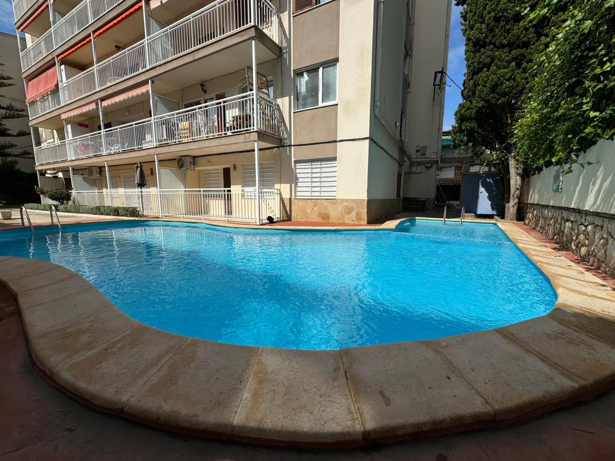 Apartsalou Priorat Esterno foto